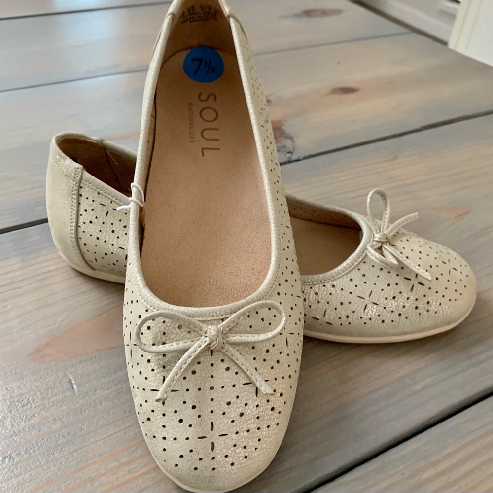 Soul Naturalizer Comfort Ballet Flats 7.5M Shimmer Porcelain NEW Fall Flat